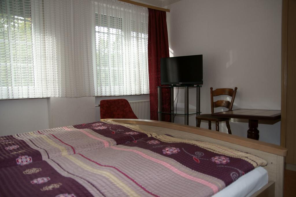 Hotel Alte Winzerschenke Bruttig-Fankel Exteriér fotografie