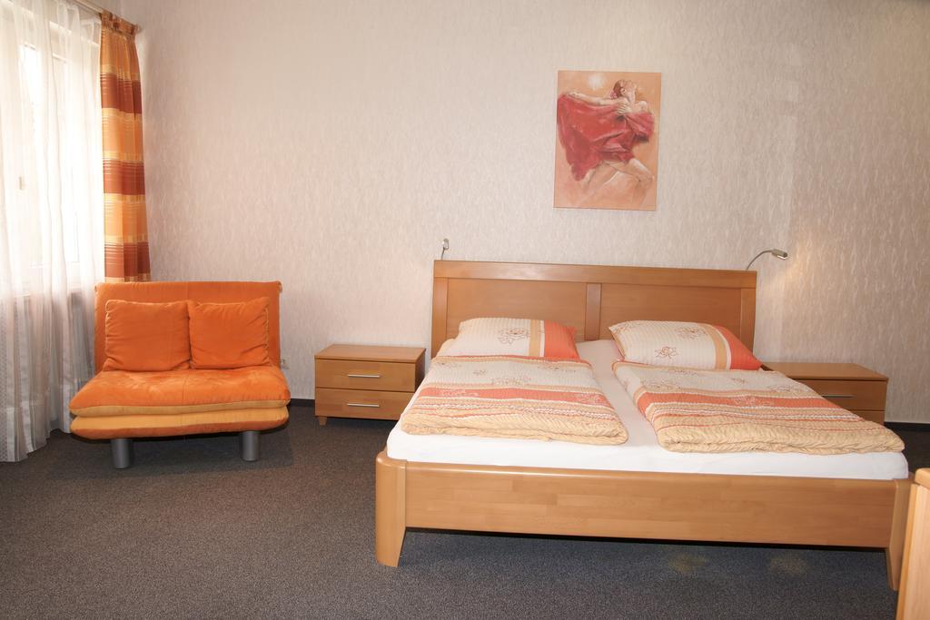 Hotel Alte Winzerschenke Bruttig-Fankel Exteriér fotografie
